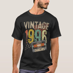 Retro Birthday 30 Years Old Classic Born in 1996 T-Shirt