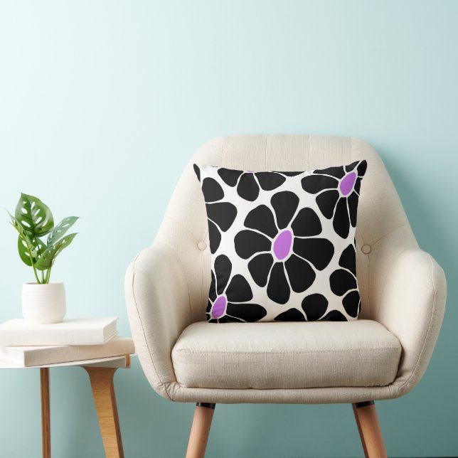 Retro Black and Purple Daisy Pattern Throw Pillow (Chair)