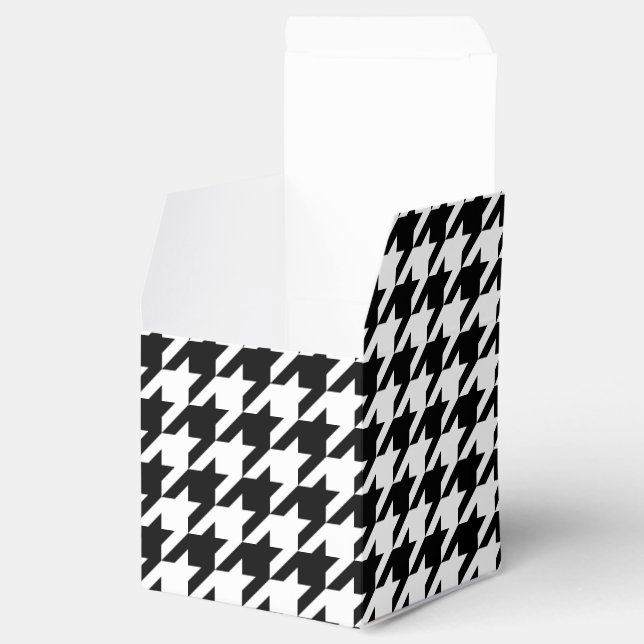 Retro Black White Houndstooth Weaving Pattern Favor Box (Opened)
