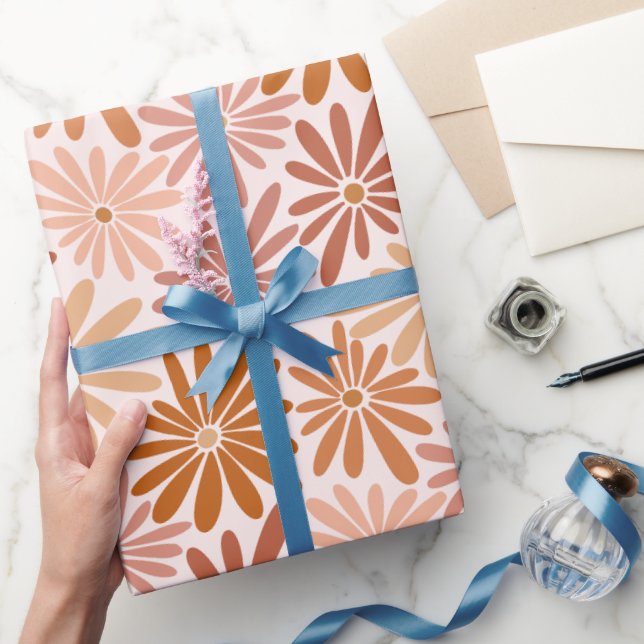 Retro Brownish Daisy Wrapping Paper (Gifting)