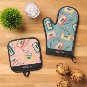 Retro Cassette Tape Pattern Oven Mitt & Pot Holder Set