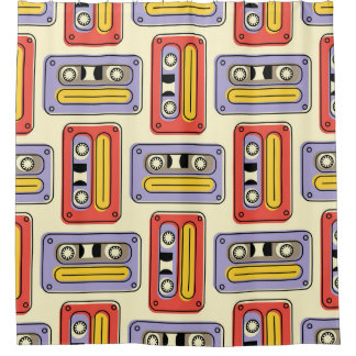 Retro cassette tapes: seamless pattern.