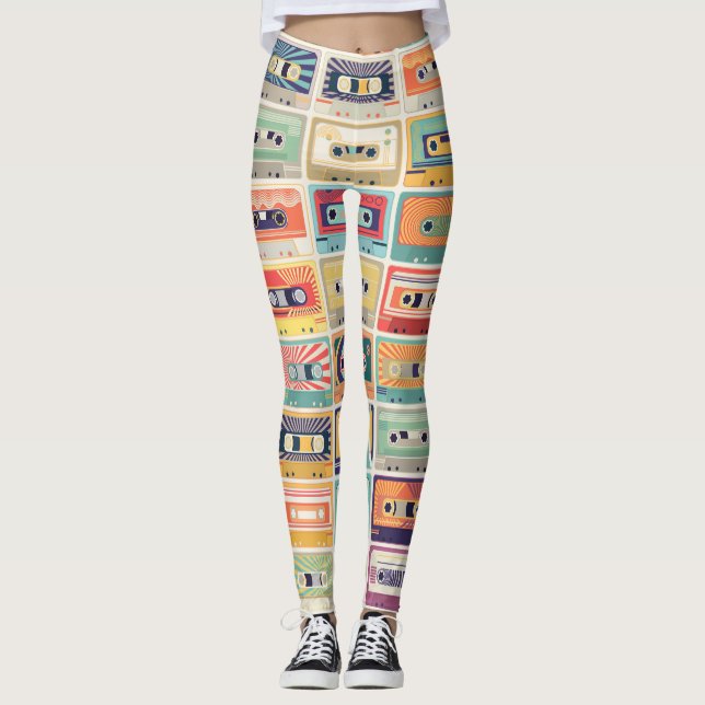 Retro Cassette Tapes Vintage Pattern. Leggings (Front)