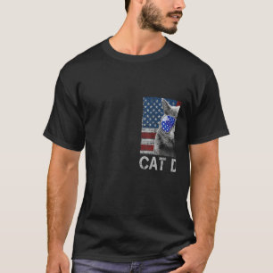 Retro Cat Daddy USA Flag Cat Retro Cat Sunglasses  T-Shirt