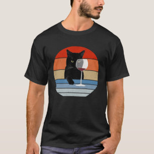 Retro Cat  Wine Glasses Vintage Black Cat Mom Cat  T-Shirt
