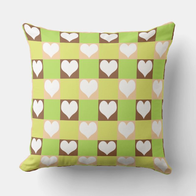Retro Chequerboard Heart Pattern Throw Pillow (Front)