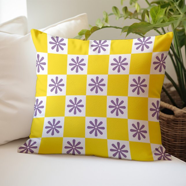 Retro Chequered Chequered Floral Pattern Throw Pillow (Creator Uploaded)