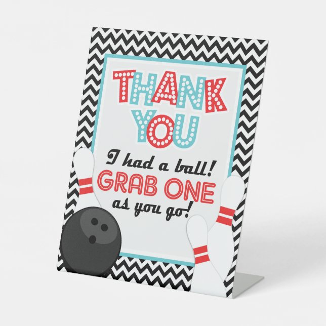 Retro Chevron Bowling Party Favour Sign (Front)
