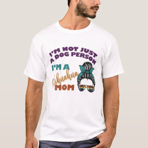 Retro Chihuahua Lover Chihuahua Mom Messy Bun Sung T-Shirt