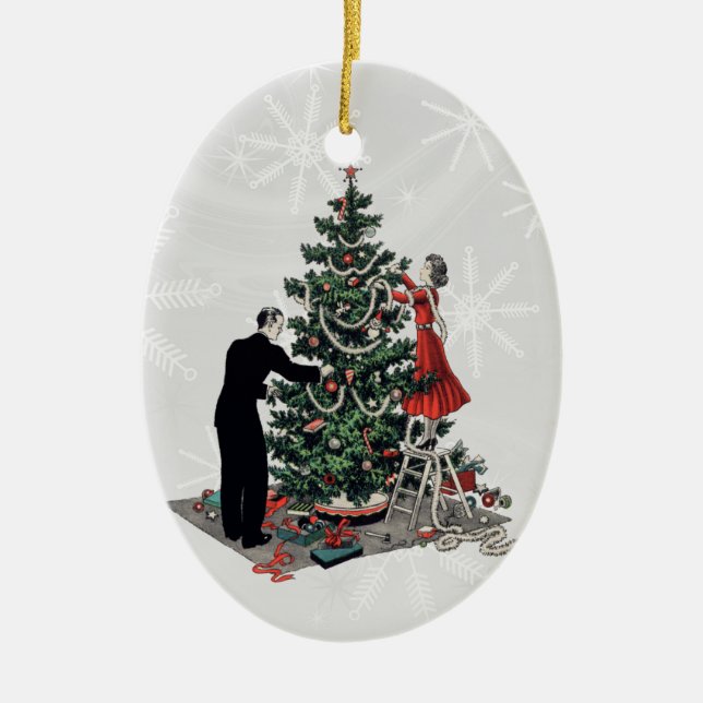 Retro Christmas Tree Ceramic Ornament (Front)