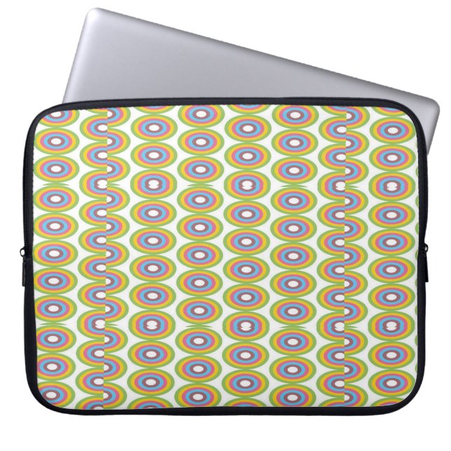 Retro circles pattern laptop sleeve (Front)