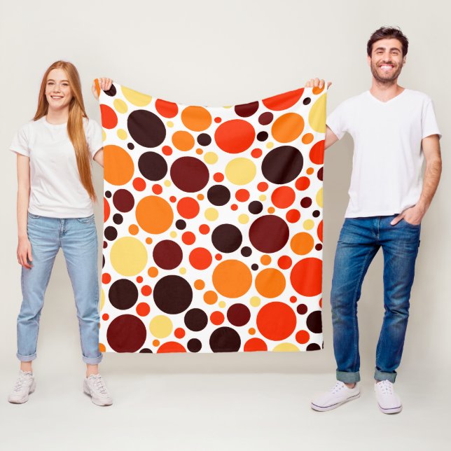 Retro circular pattern fleece blanket (In Situ)