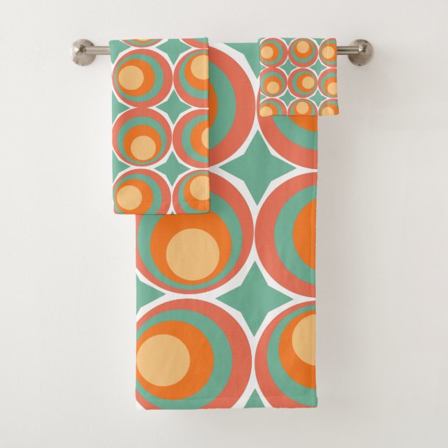 Retro Clovers  Bath Towel Set (Insitu)