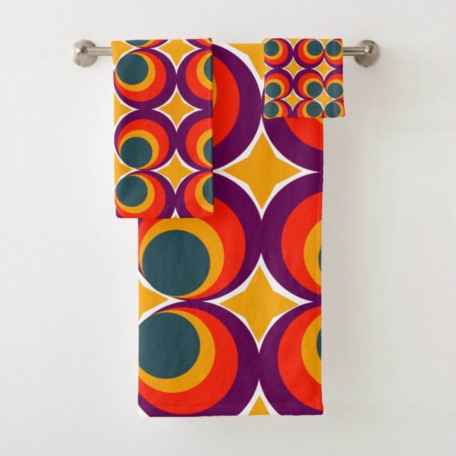 Retro Clovers  Bath Towel Set (Insitu)