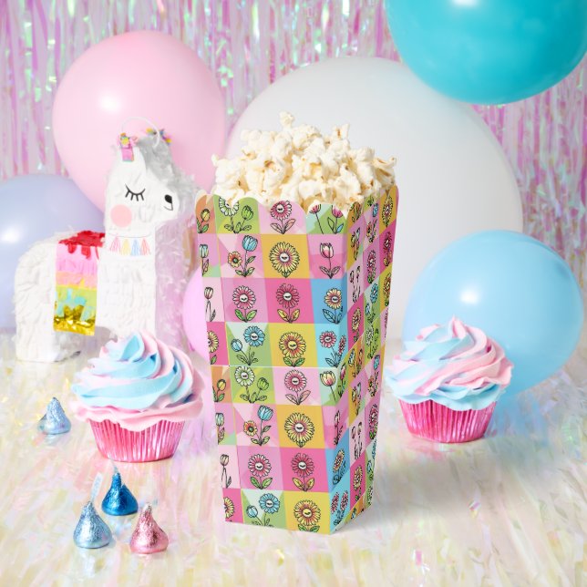 Retro Colourful trendy Flowers pattern Birthday pa Favor Box (Party)