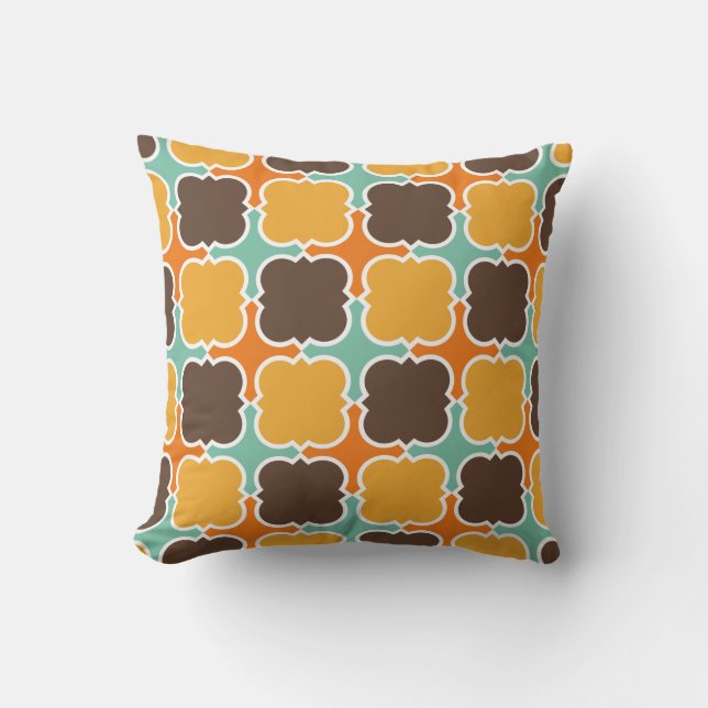 Retro Colours Barbed Quatrefoil Pattern Throw Pillow (Front)