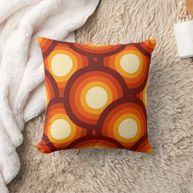 Retro Concentric Circles Throw Pillow (Blanket)