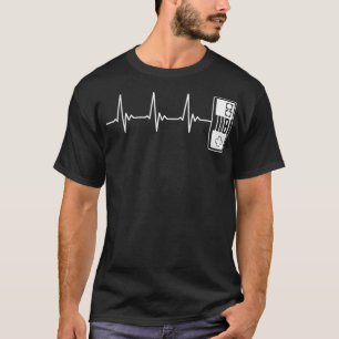 Retro Controller Heartbeat Classic Video Game Retr T-Shirt