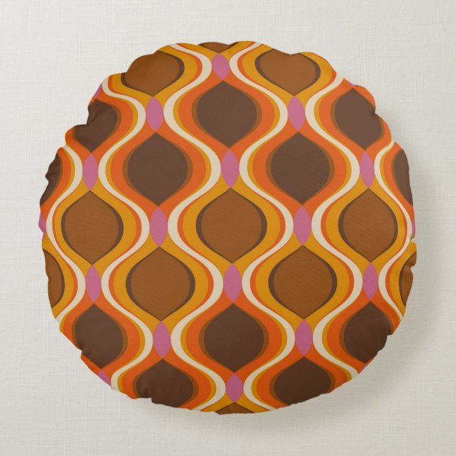 Retro curves seamless pattern. 70s 60s style wallp round pillow (Front)