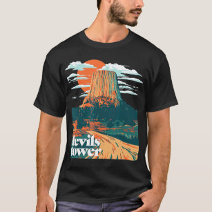 Retro Devils Tower Monument Vintage Design T-Shirt