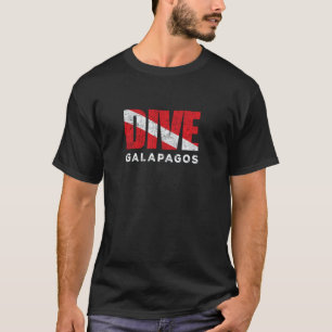 Retro Dive Galapagos Scuba Diver Vintage Dive Flag T-Shirt