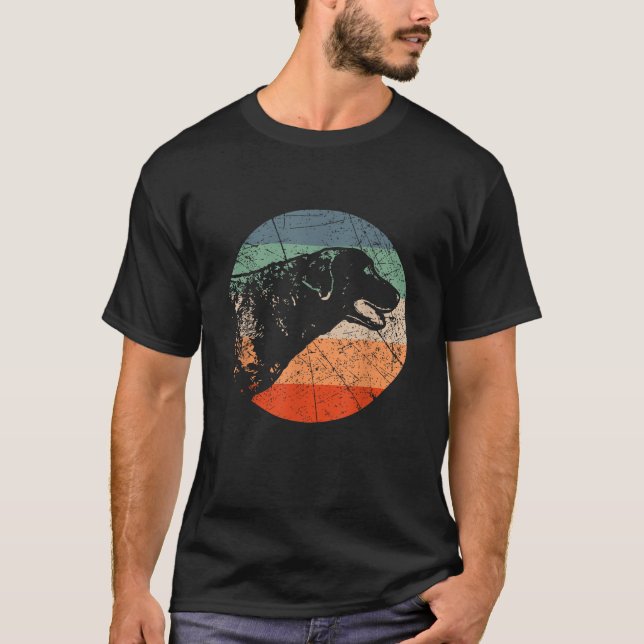 Retro Dog Silhouette Chesapeake Bay Retriever  T-Shirt (Front)