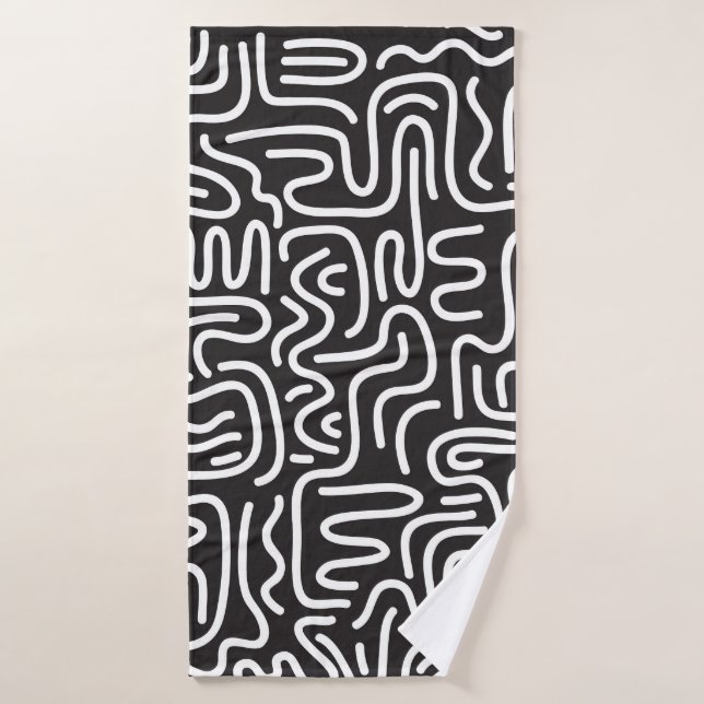 Retro Doodle Wavy Lines: Monochrome Bath Towel (Bath Towel)