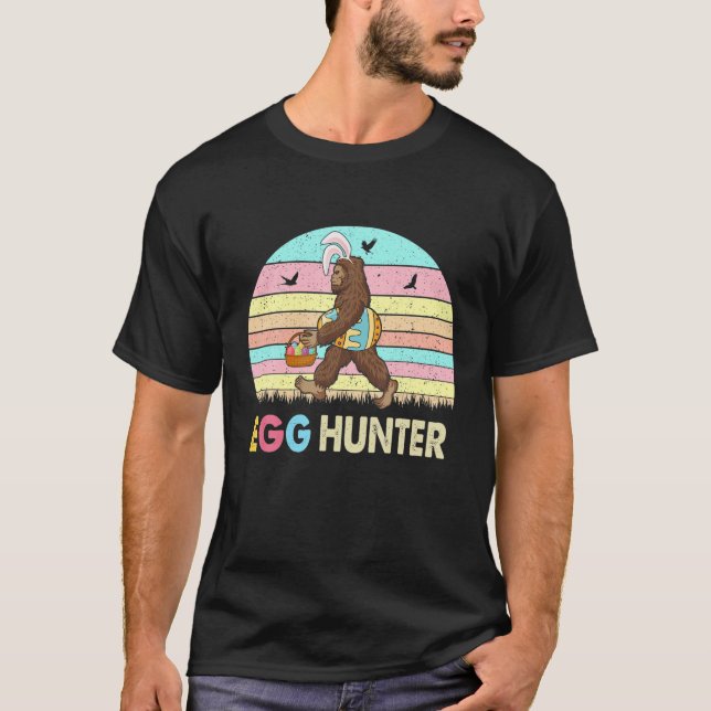 Retro Easter Egg Hunter Bigfoot Easter Day T-Shirt (Front)