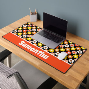 Retro Fall Autumn Flowers Pattern Black Desk Mat