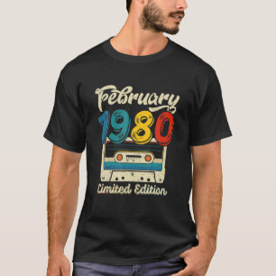 Retro February 1980 Cassette Tape 42Nd Birthday De T-Shirt