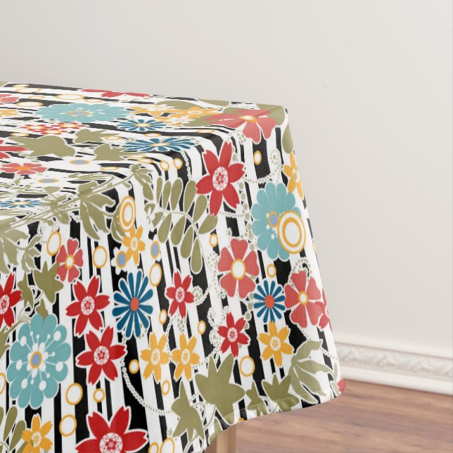 Retro, floral retro tablecloth (In Situ)