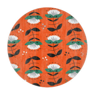 Retro flowers, leaves: seamless pattern. cutting board