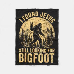 Retro found jesus looking bigfoot funny christian fleece blanket