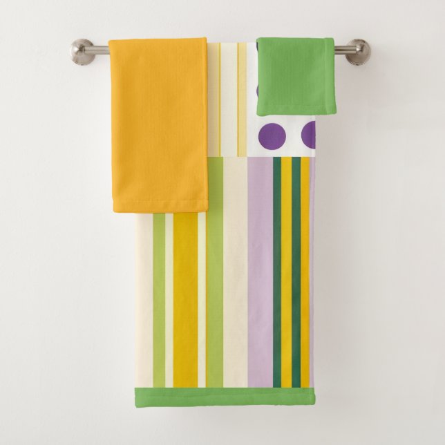 Retro Geometric Pattern Bold 1960s Inspired Bath Towel Set (Insitu)