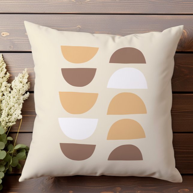 Retro geometric pattern throw pillow (Creator Uploaded)