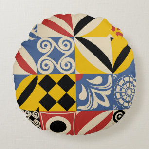 Retro geometric shapes: Azulejos tiles. Round Pillow