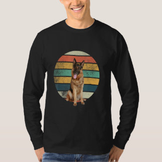 Retro German Shepherd Mom Dad Dog T-Shirt