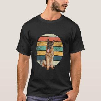 Retro German Shepherd Mom Dad Dog T-Shirt