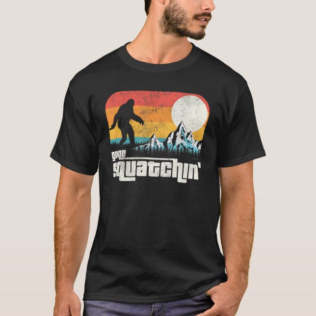 Retro Gone Squatchin Sasquatch Yeti Bigfoot T-Shirt (Front)