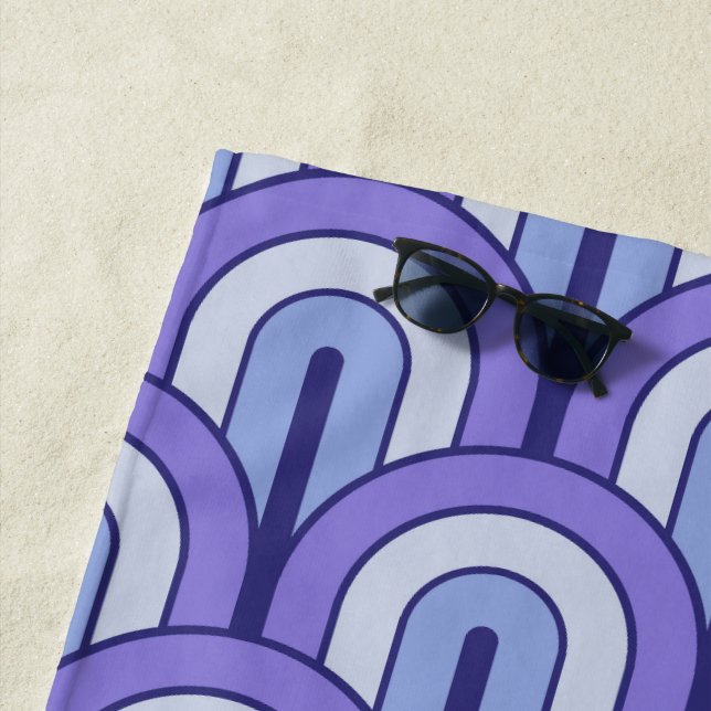 Retro Gradated Geometric Fan Pattern Beach Towel (In Situ)