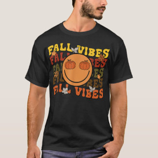 Retro Happy Face Fall Vibes Pumpkin Autumn Thanksg T-Shirt