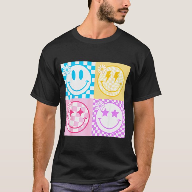 Retro Happy Smile Face Checkered Pattern Vibes Tre T-Shirt (Front)