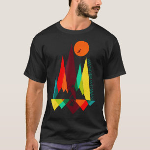 Retro Hiking Mountain Wander Woman Adventure Campi T-Shirt
