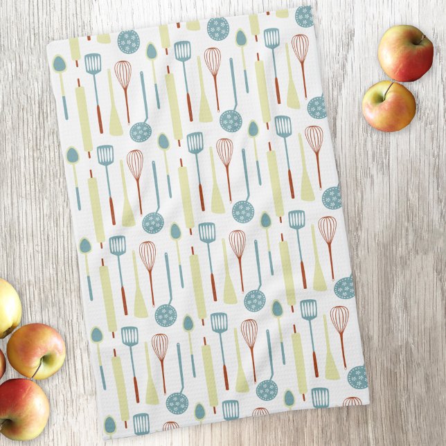 Retro Kitchen Utensils Towel (Retro kitchen utensil pattern kitchen towel)