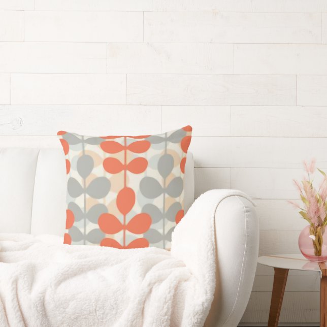 Retro Leaf Throw Pillow (Couch)