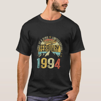 Retro Mens 30th Birthday Gift 30 Years Vintage Feb T-Shirt