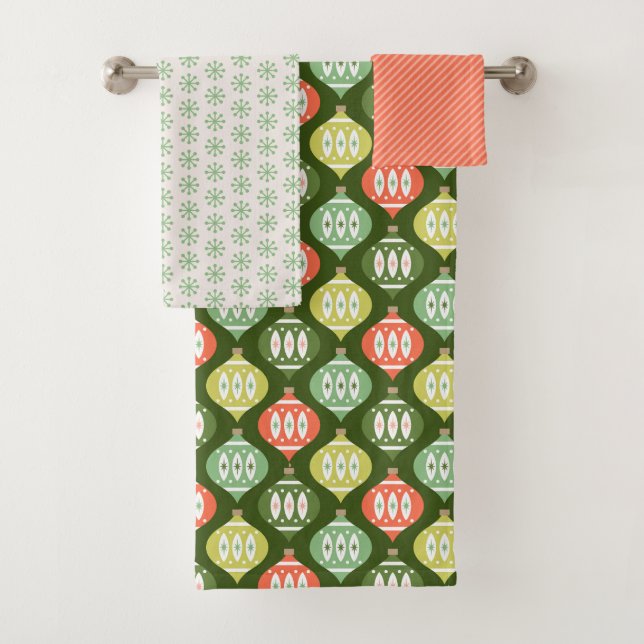 Retro Mid Century Red, Dark Green Christmas Bath Towel Set (Insitu)