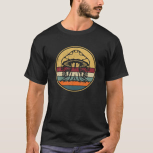 Retro Mushroom Hunter Fungi Foraging - Vintage Myc T-Shirt