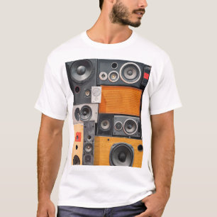 Retro Music Speaker Wall Design T-Shirt