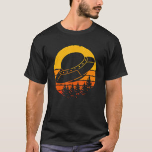 Retro Nature Unidentified Flying Object Sci Fi UFO T-Shirt